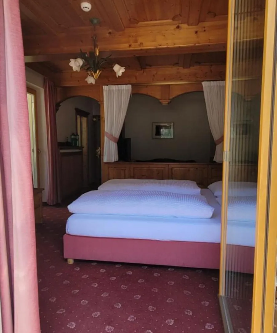 Hotel Garni Royal Arabba 3*,