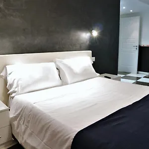 https://luxury-vatican-rooms.it-romehotels.com