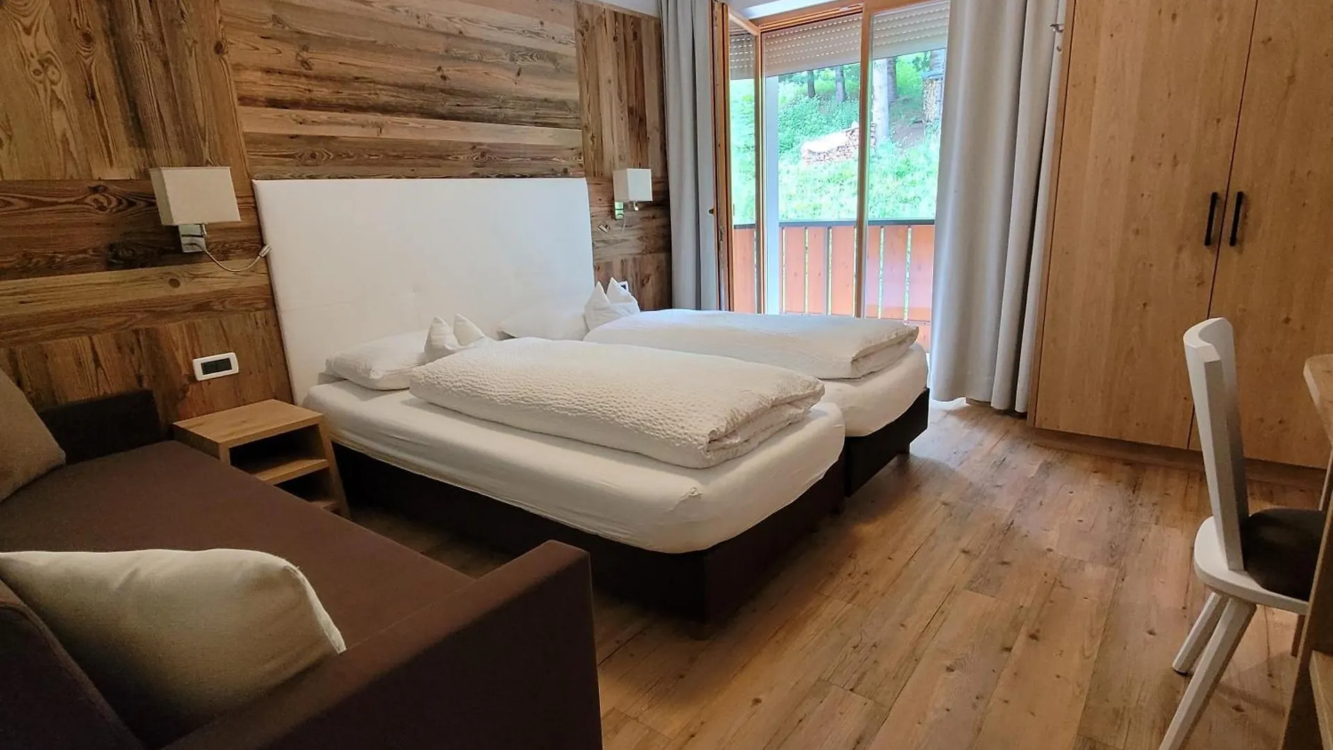 אראבה Hotel Garni Royal איטליה
