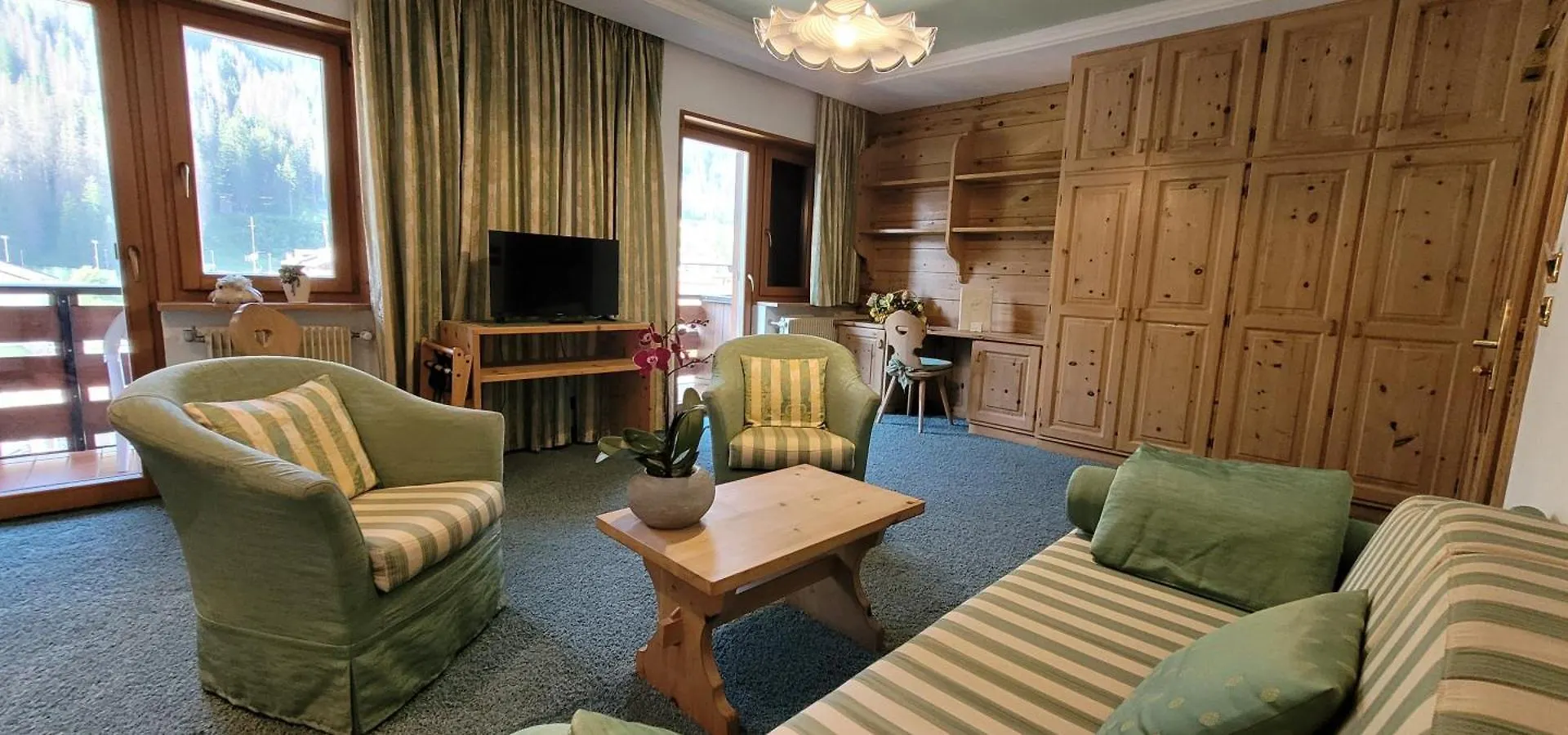 אראבה Hotel Garni Royal איטליה