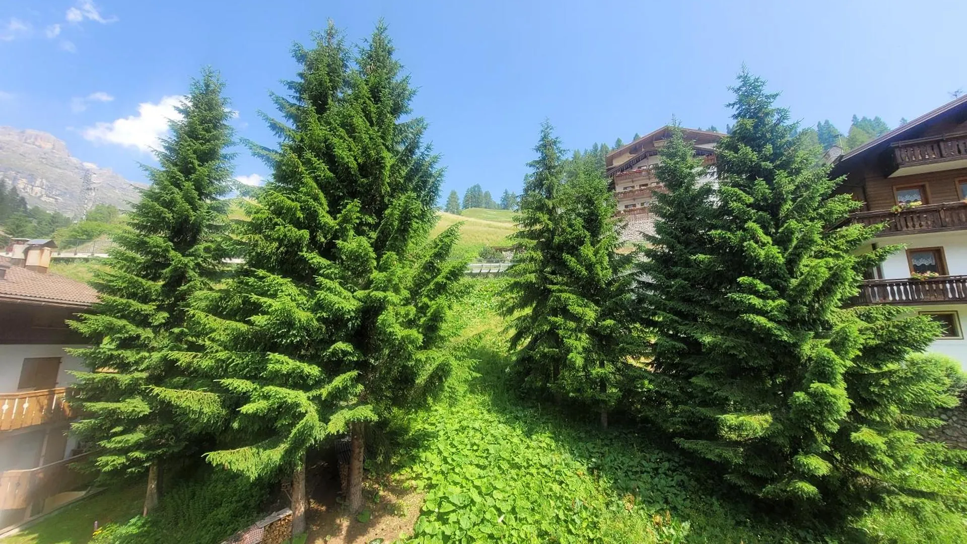 אראבה Hotel Garni Royal